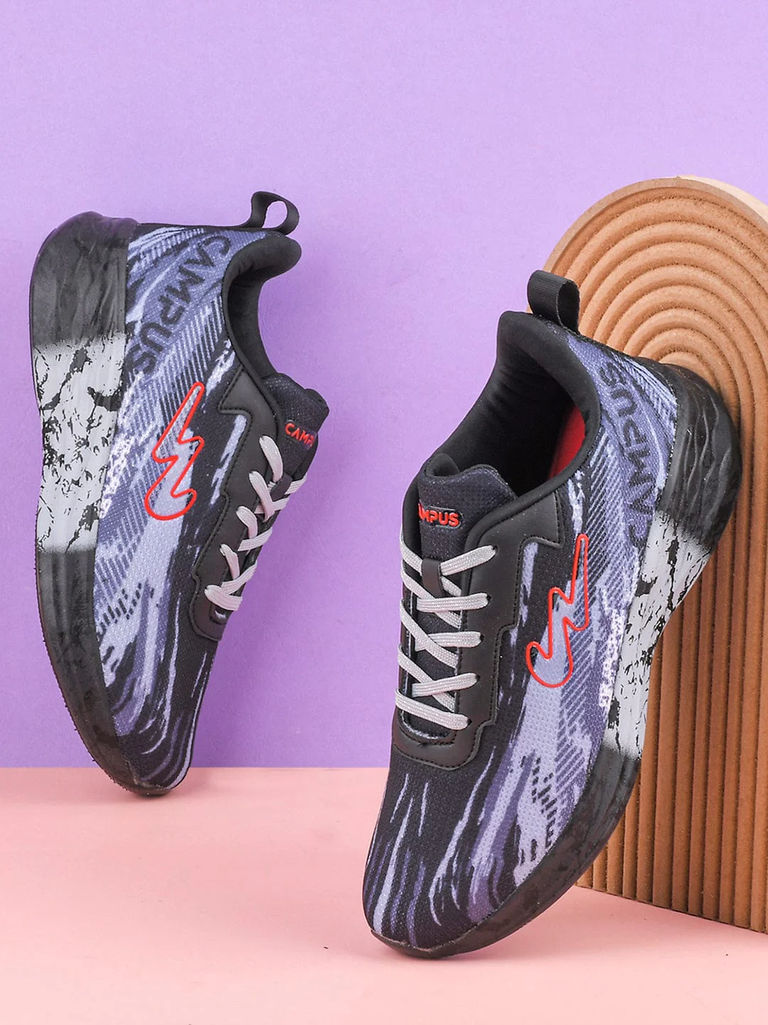 CAMP SHIMMER Black Women's Sneakers - Image 5