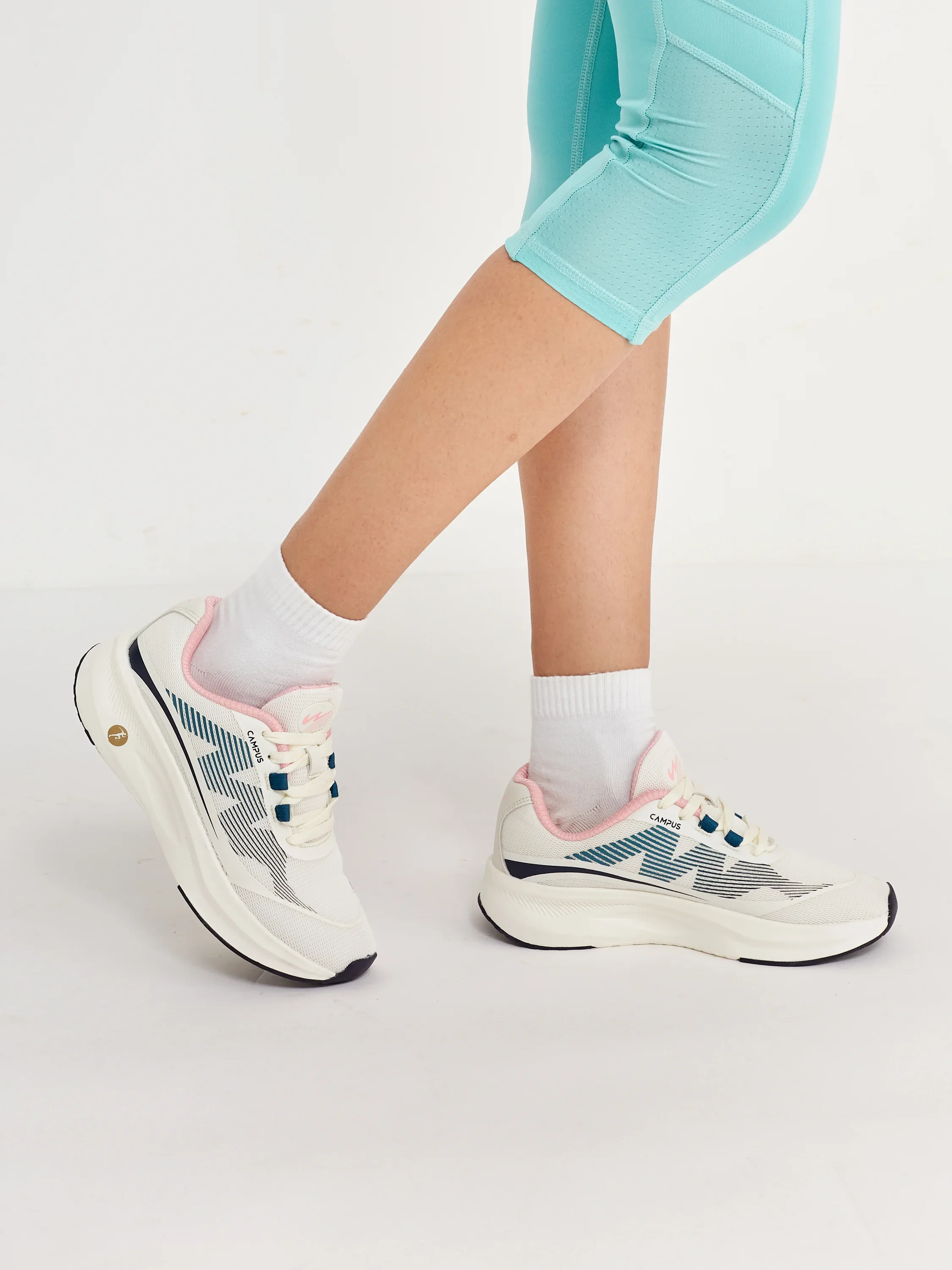 CIARA Off White Women's Running Shoes - Image 9