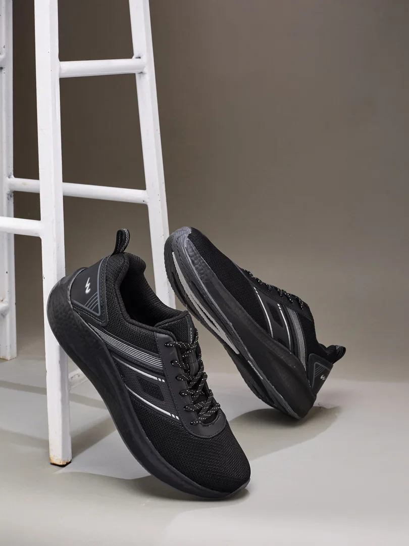 COAST Black Men's Running Shoes