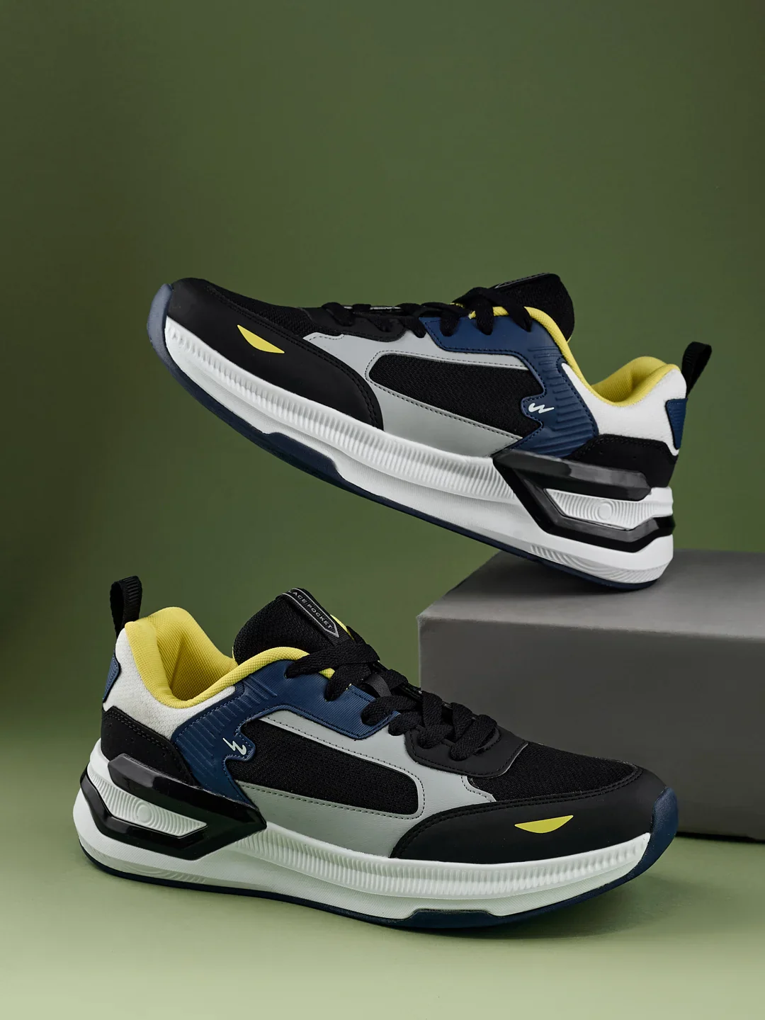 COVE Black Men's Sneakers