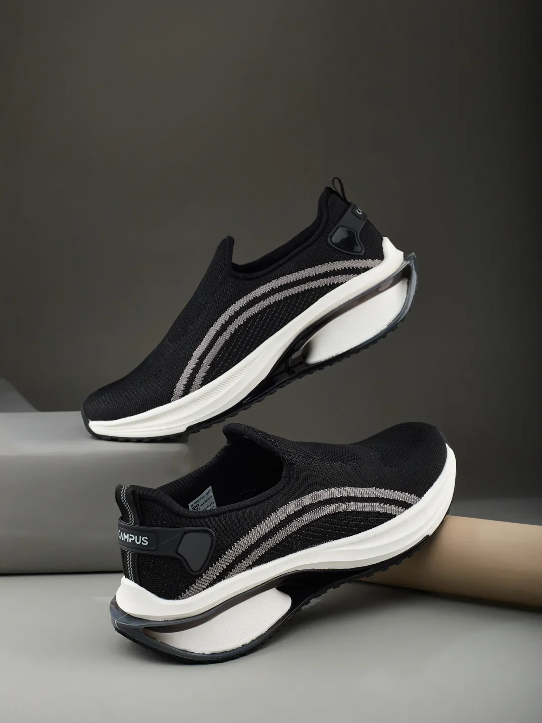 COVERT Black Men's Walking Shoes - Image 7