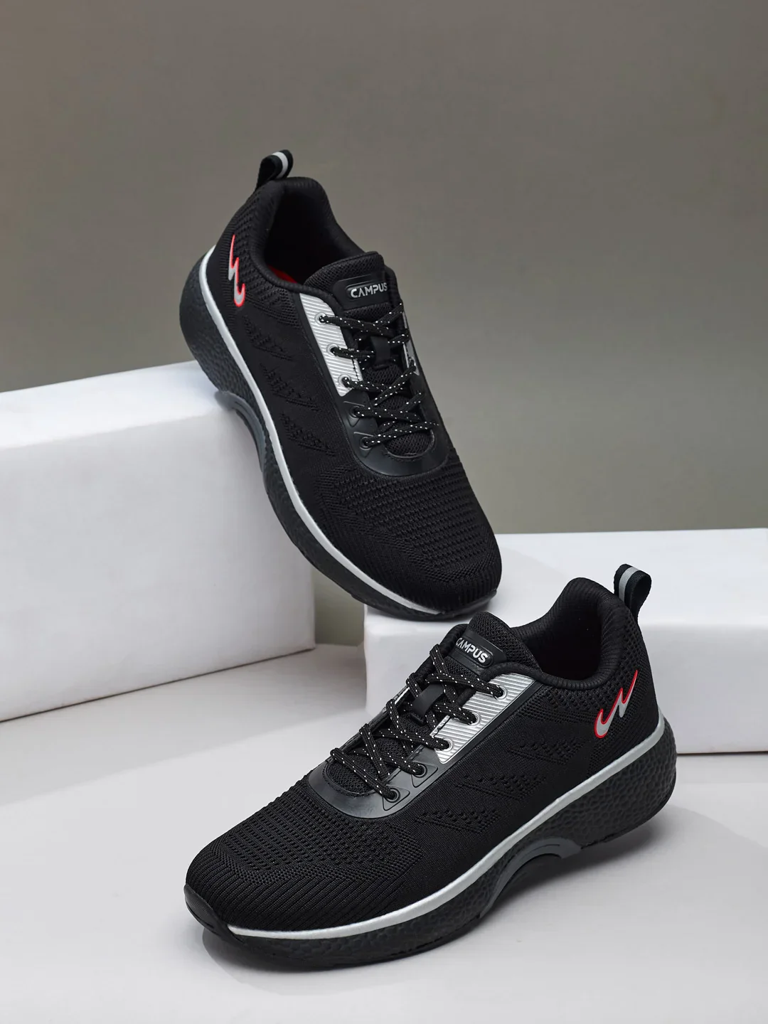 EMBER Black Men's Running Shoes