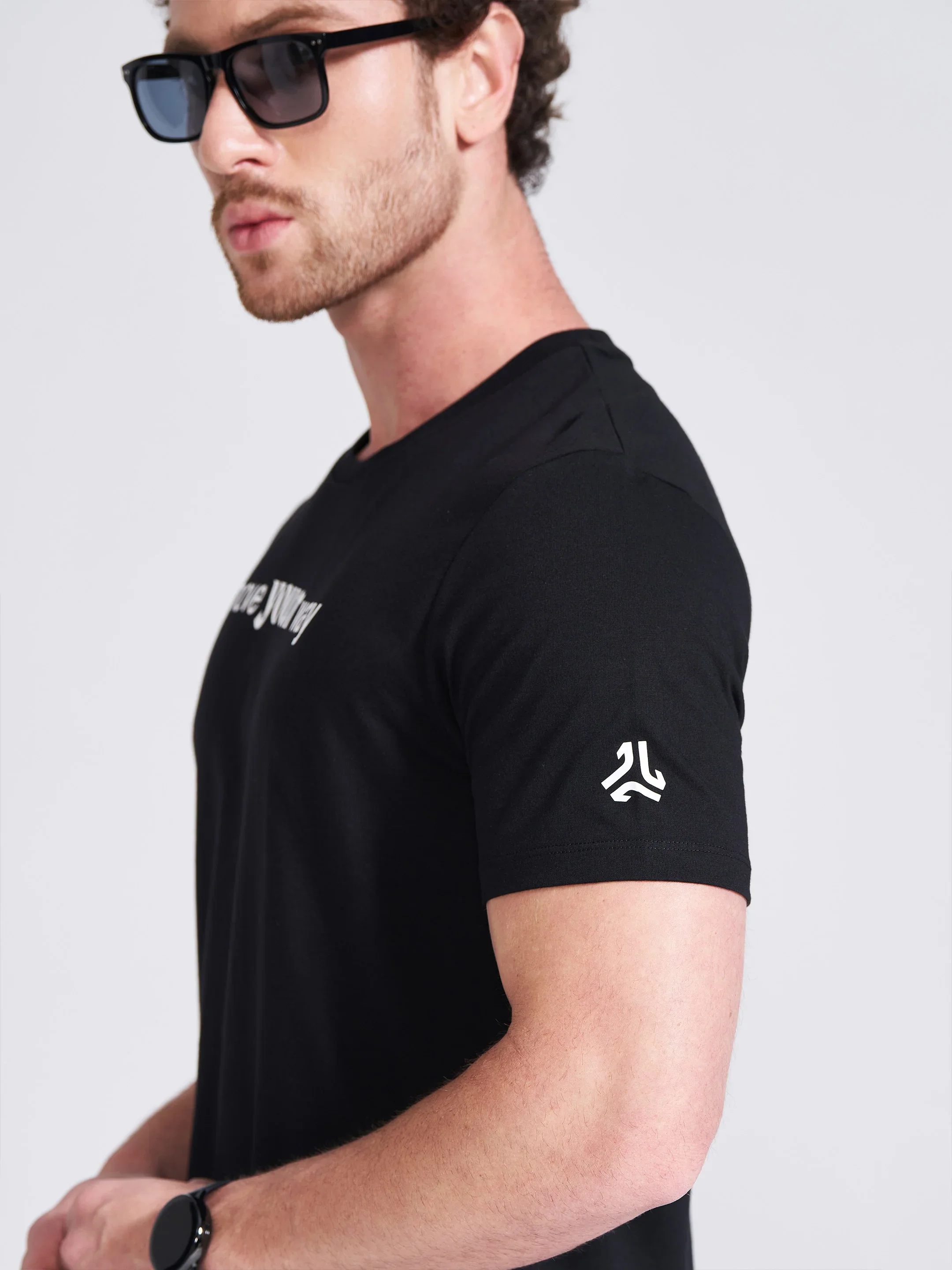 Men's Black Printed Round Neck T-Shirt - Image 4