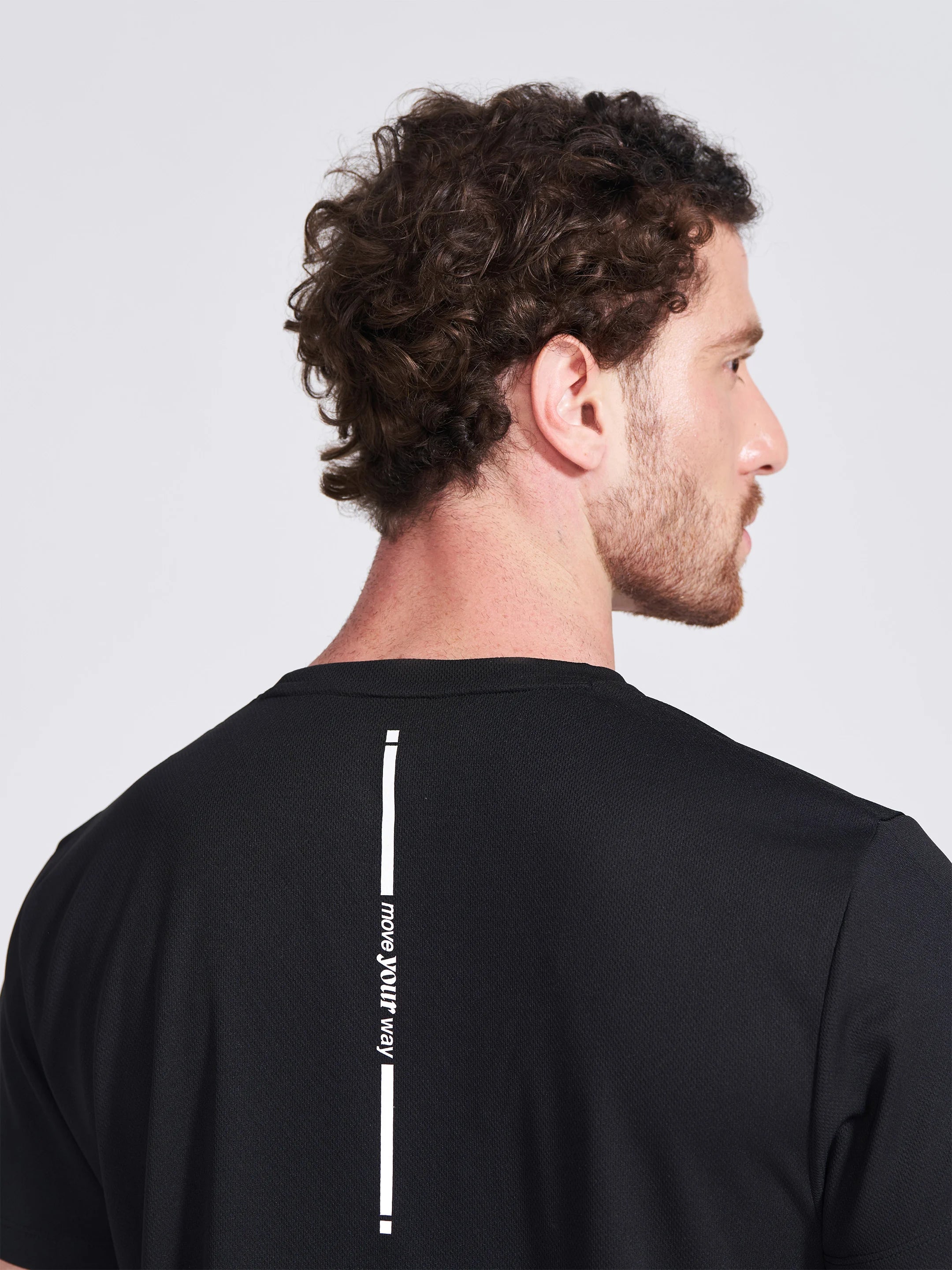 Men's Black Solid Round Neck T-Shirt - Image 6