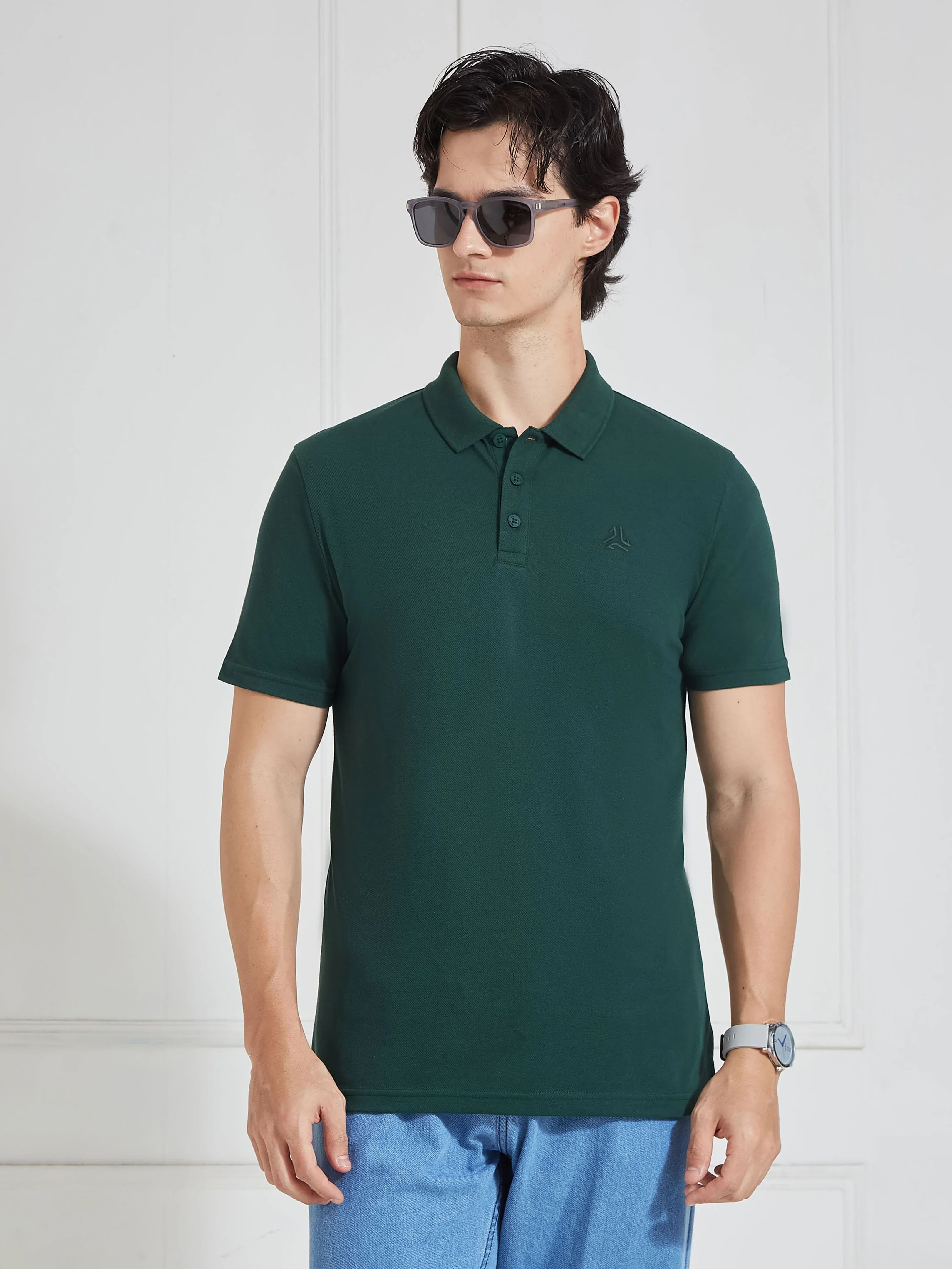 Men's Green Solid Polo Collar T-Shirt - Image 2