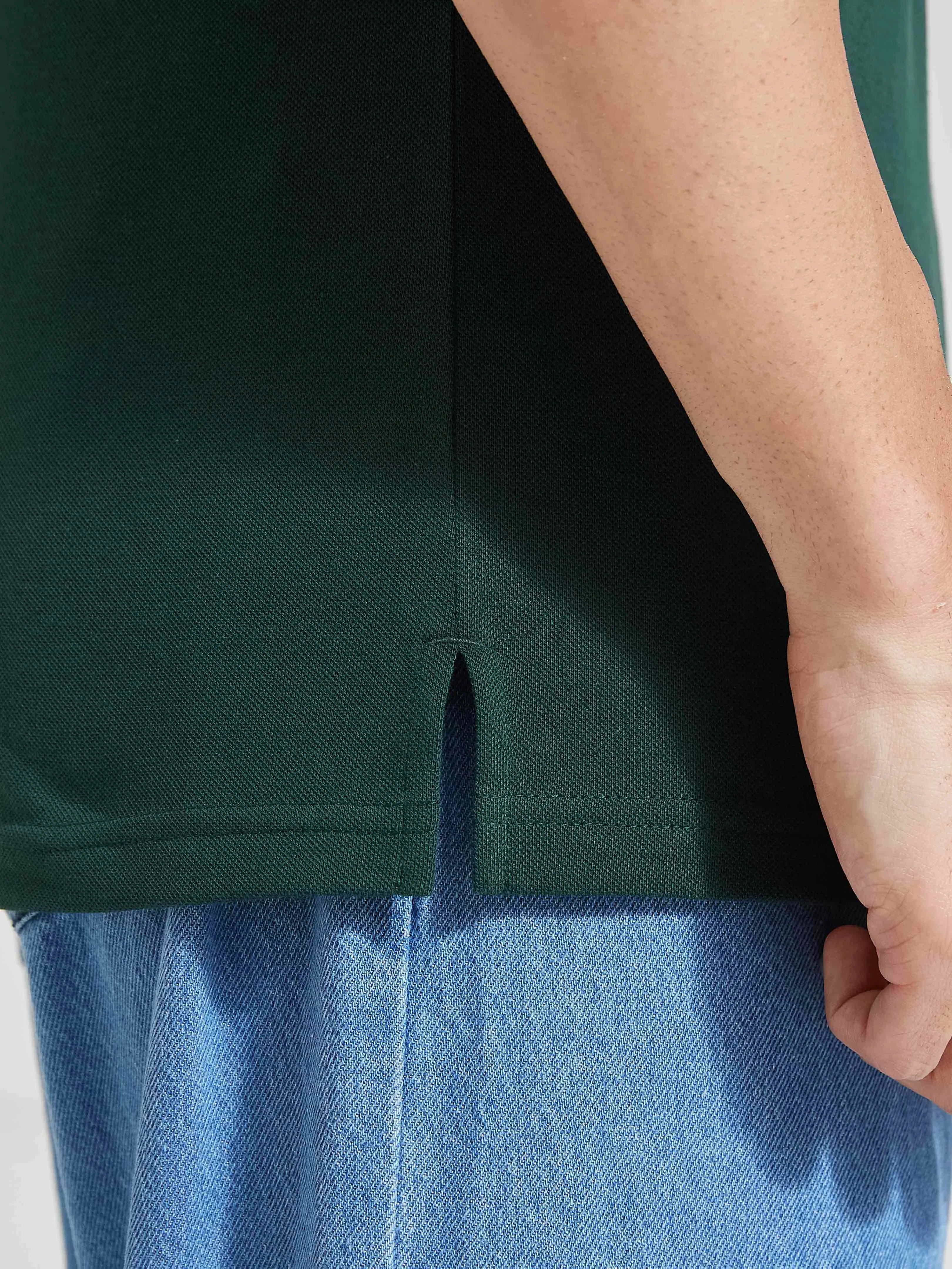Men's Green Solid Polo Collar T-Shirt - Image 4
