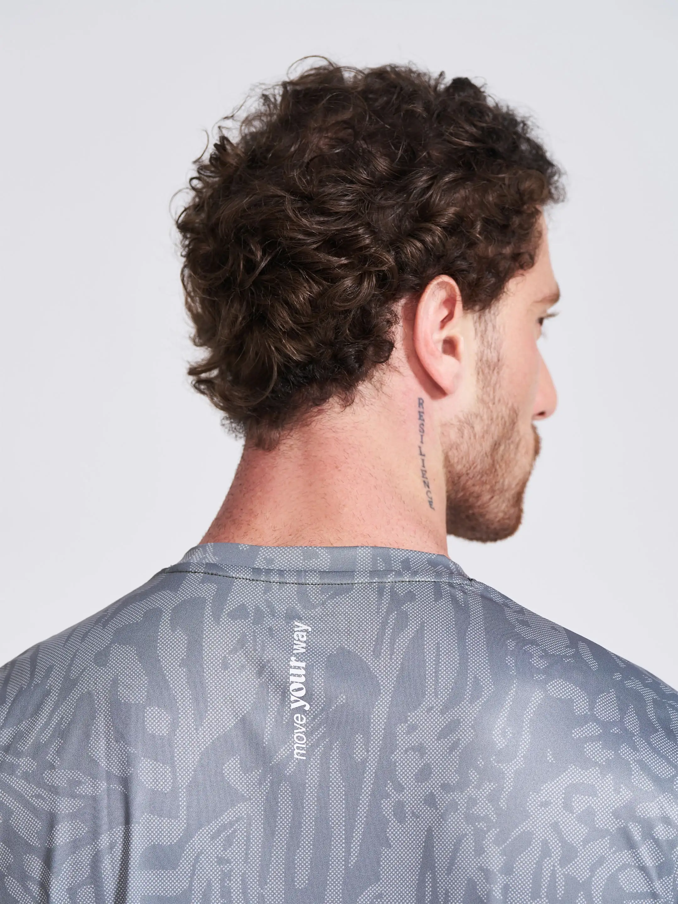 Men's Grey Printed Round Neck T-Shirt - Image 5