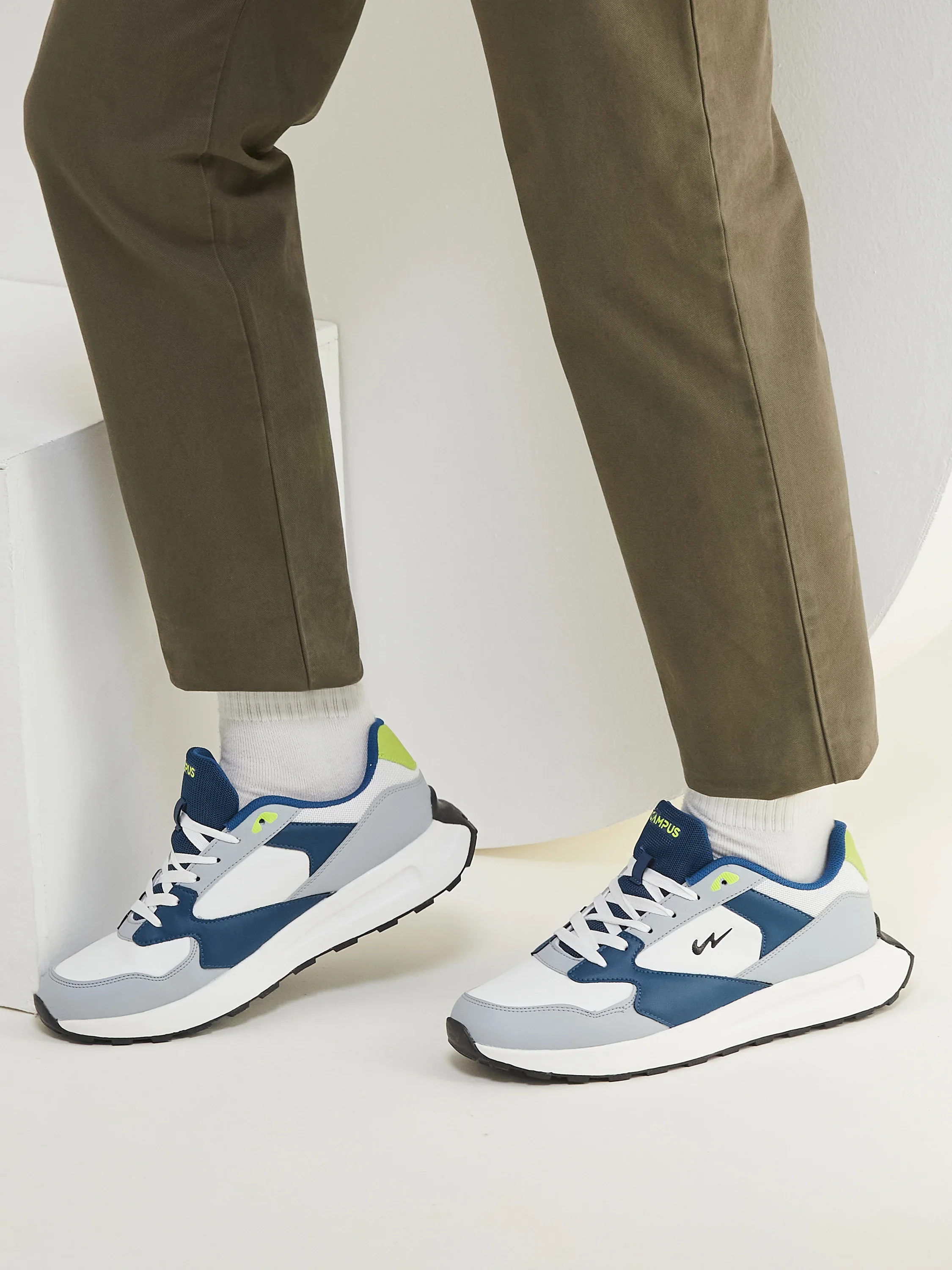 OG-33 White Men's Sneakers - Image 8