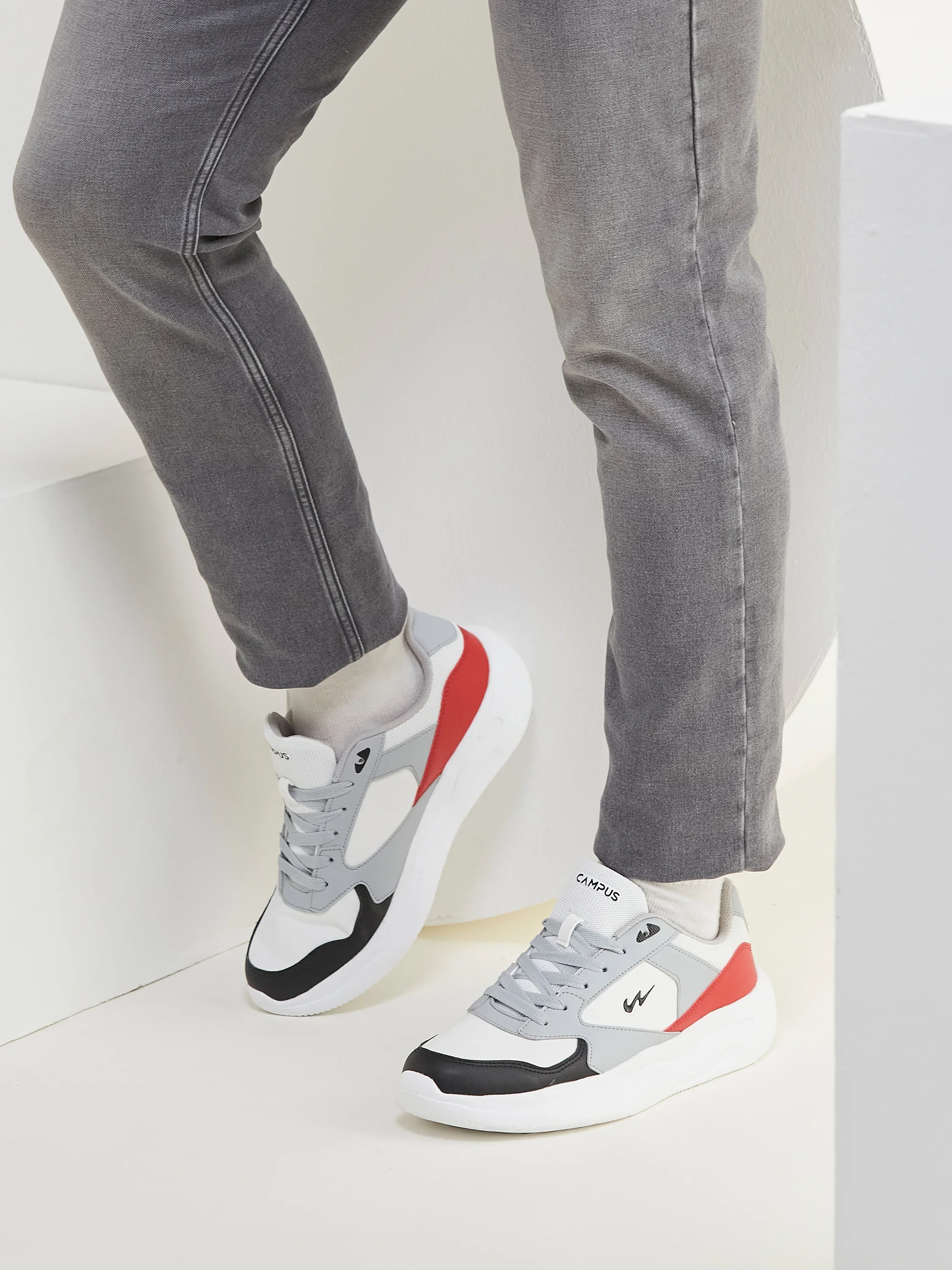 OG-35 White Men's Sneakers - Image 8