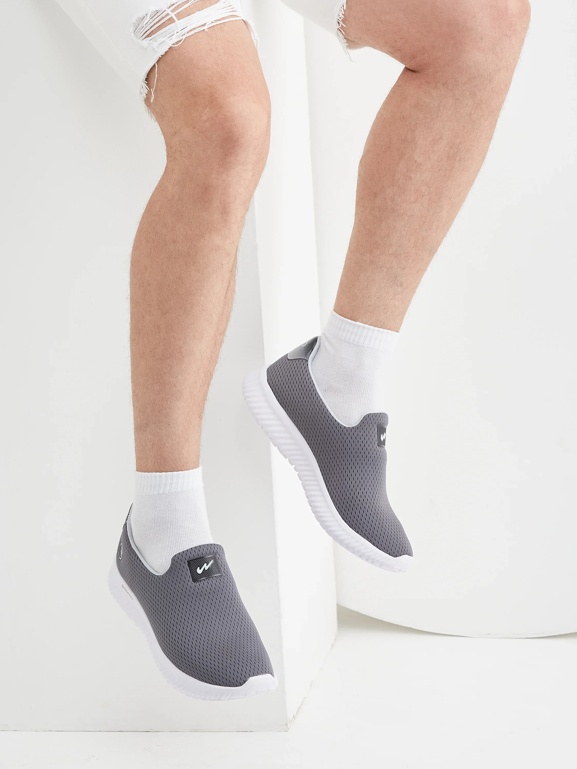 OXYFIT N Grey Men's Walking Shoes - Image 8