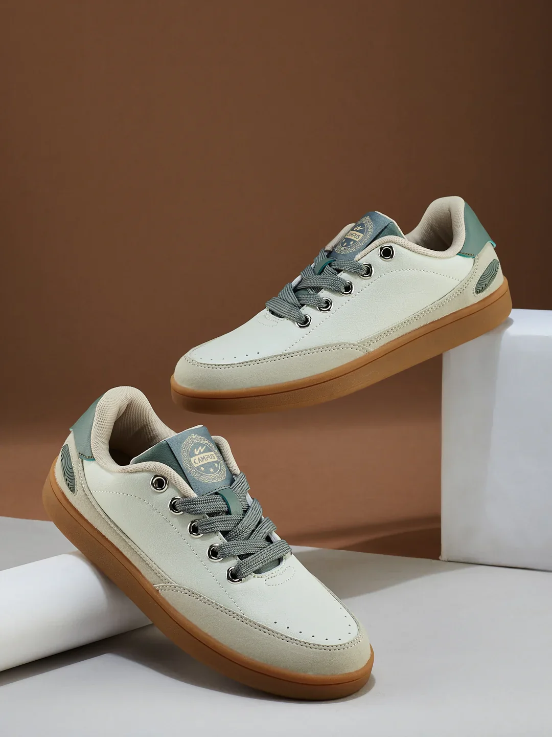 SKILL Green Women's Sneakers