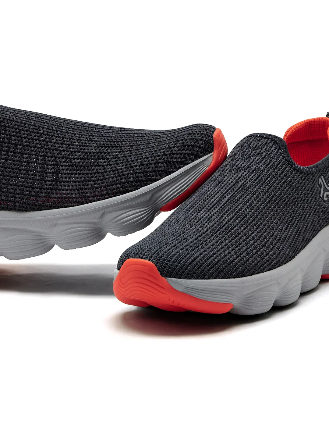 STRIVE Grey Men's Walking Shoes - Image 7
